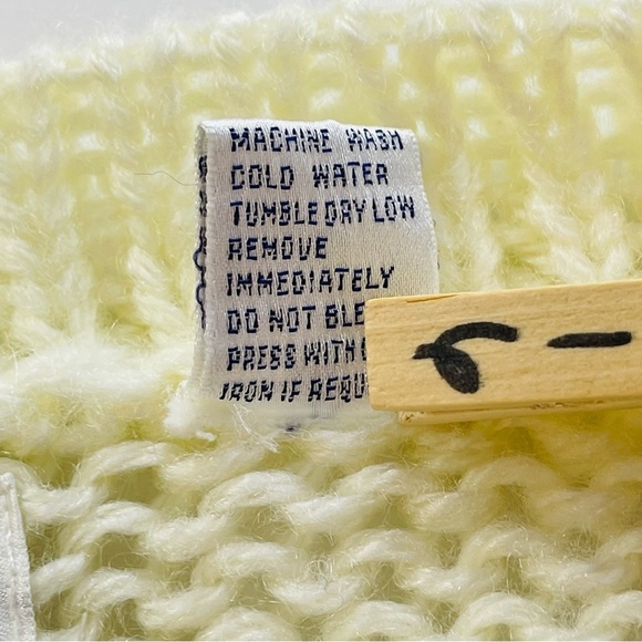 Vintage hand knit plaid v neck‎ chunky sweater academia women's size M - Picture 4 of 8